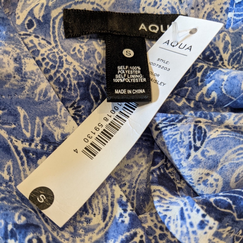 AQUA Dress Blue Paisley S/L Handkerchief hem NWT S - Picture 2 of 13